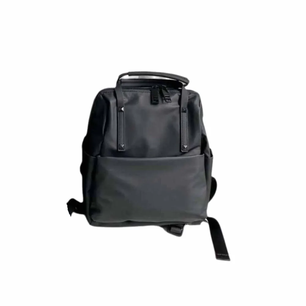 

Black Lightweight Computer Bag Solid Color Korean Style Nylon Shoulder Bag Large Capacity Tote Bag Waterproof Travel Backpack