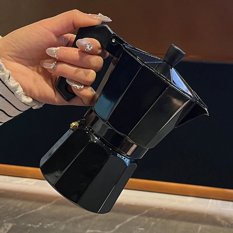 Coffee Moka Pot - 3/6 Cups Coffee Maker for Italian and Cuban Cafe Brewing, Greca Coffee Maker, Cafeteras
