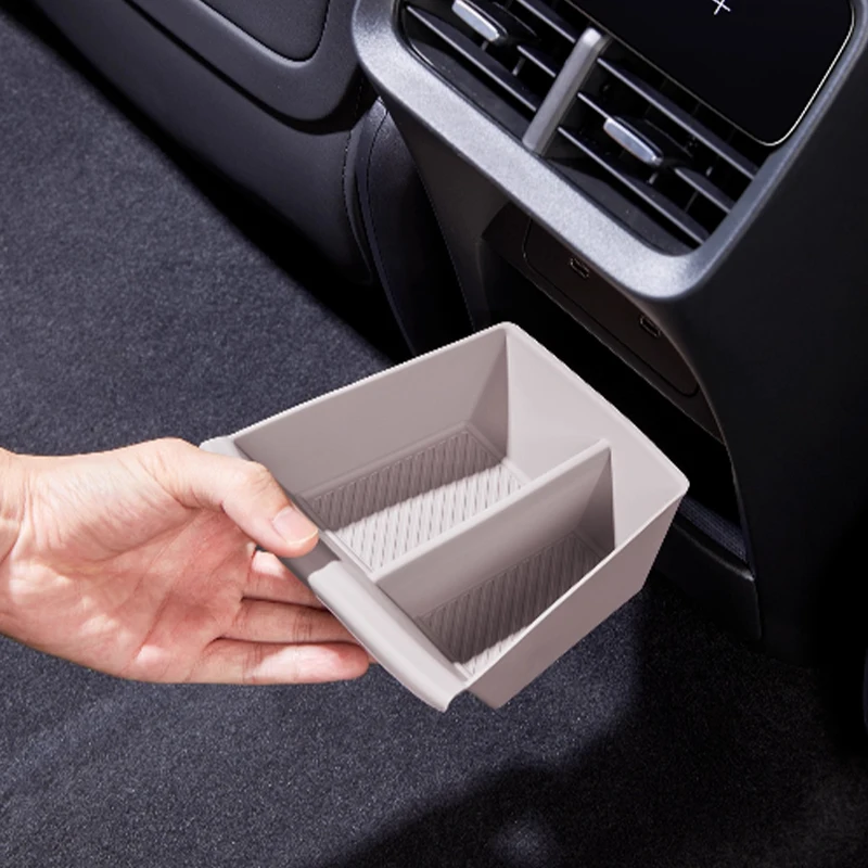 Suitable for Volvo XC70 rear discharge trend silicone storage box storage car interior modification supplies