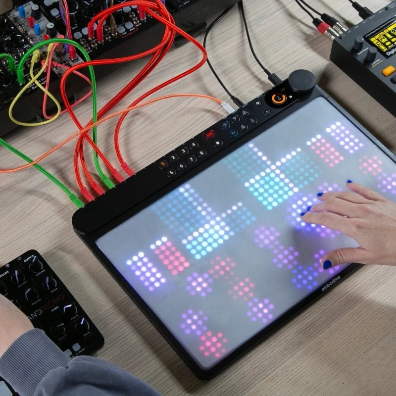 

Em B Odme Erae 2 MPE CV MI DI Keyboard, Polyphonic 8 Track Lop Per 3D Percussion Pad