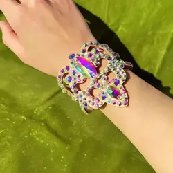 Belly Dance Bracelet Wristband Fashion Design Hollow Rhinestone Bangle Bracelet for Bridesmaid Stage Performance Dancing Show