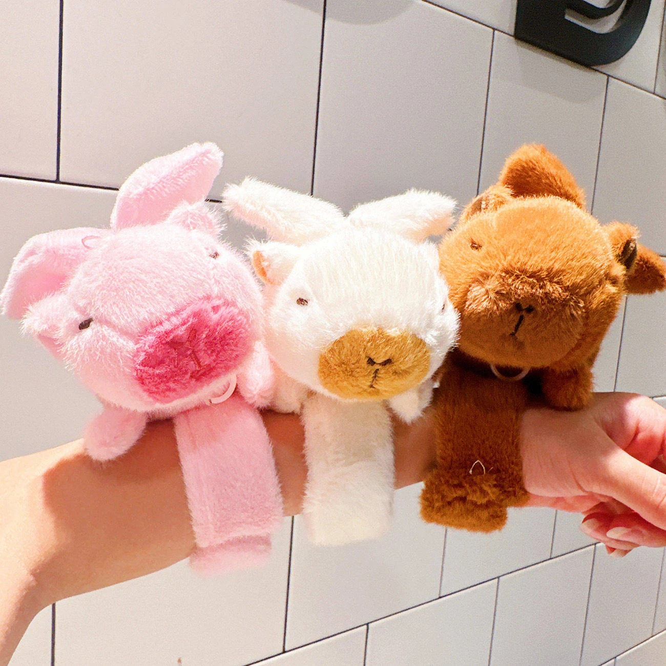 Cute Capybara Plush Slap Bracelet With Turtle Backpack Interactive Pull Tail Toy Bag Charm For Adults