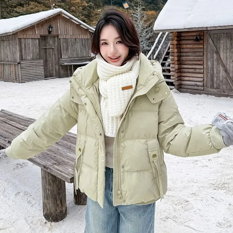 ファッションダウンコート女性パーカー 2025 冬の新ショート暖かい綿入りジャケット厚みのある韓国アウターフード付き女性上着トップ