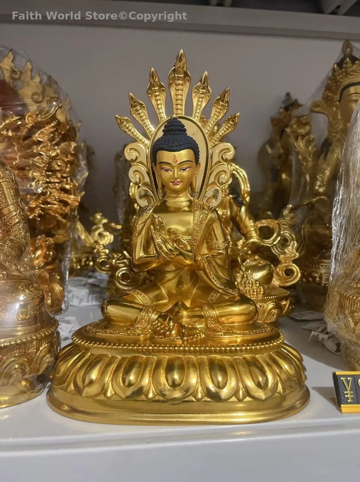 Wholesale Buddha statue rare Tibet Nepal Buddha Nagarjuna Bodhisattva Mahayana second generation of Shakyamuni gidling COPPER