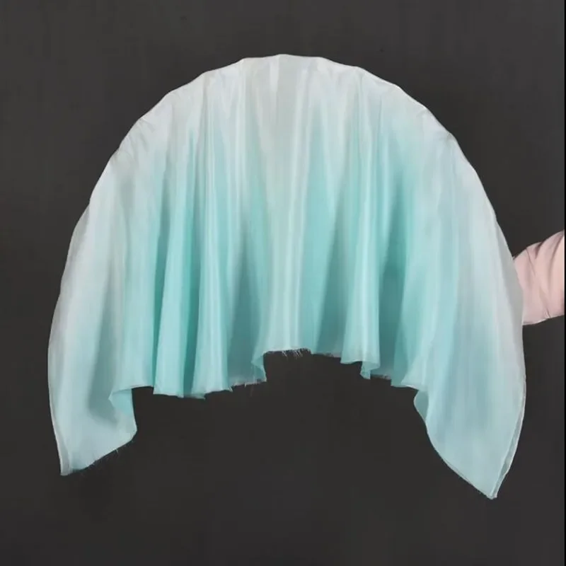 حجاب جانبي مزدوج متدرج على شكل طاووس أبيض من الحرير الحقيقي للنساء أزواج حجاب مروحة الرقص (1L + 1R) نصف دائرة طبقتين 100% حرير متدفق