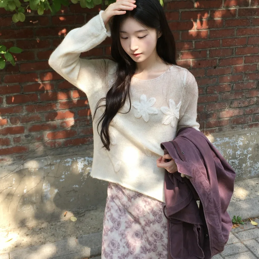 Korean Style Long Sleeve Slim Fit Knitted Sweater Women's Fashionable 3D Flower Design Ageless Versatile Casual Wear