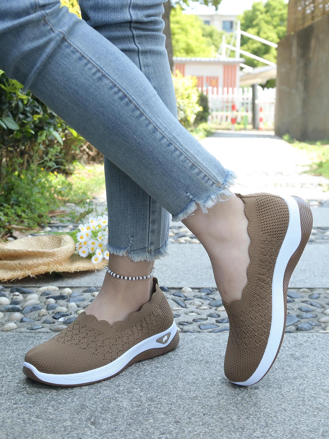 Damen-Slip-On-Freizeitsneaker aus Strick, atmungsaktive, leichte Komfort-Wanderschuhe mit Muschelbesatz, kostenloser Versand – Detail 9