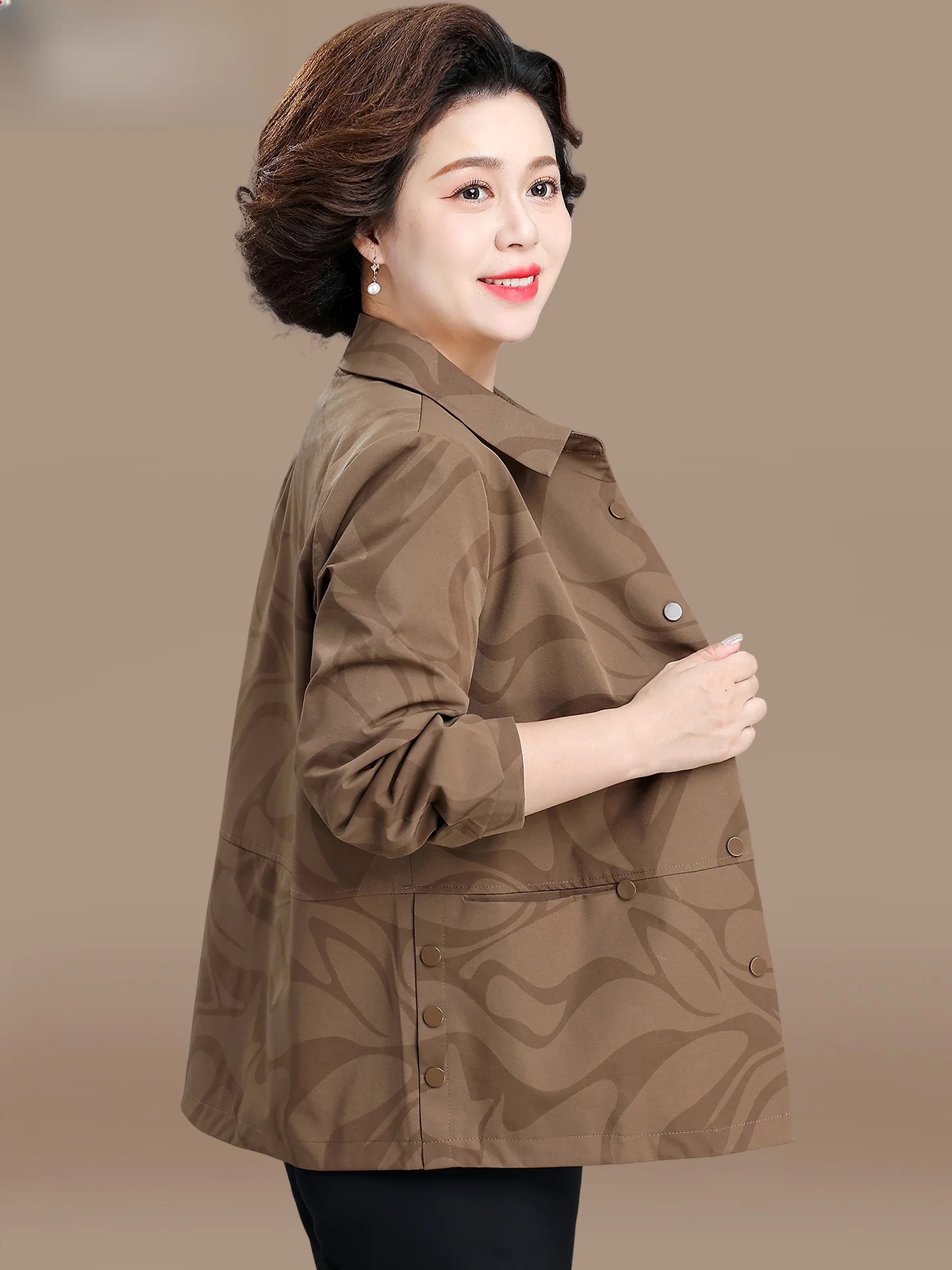 

Faionable Thin Autumn Coat for Middle-Aged Mothers High-End Brand Women's Clothing Windbreaker Spring Autumn Outerwear