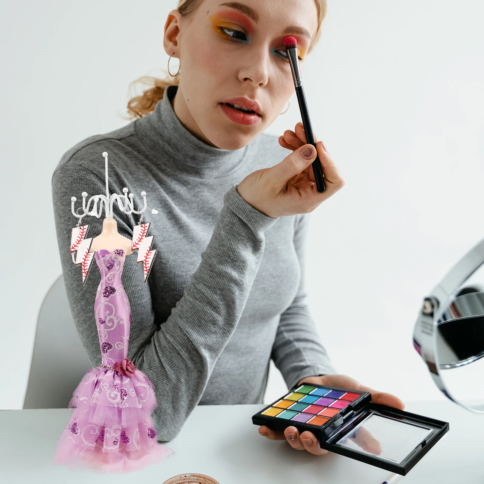 

Jewelry Box Storage Rack Necklace Holder Stand Decorative Organizer Bracelet Earring Display Plastic Makeup Brush Holder