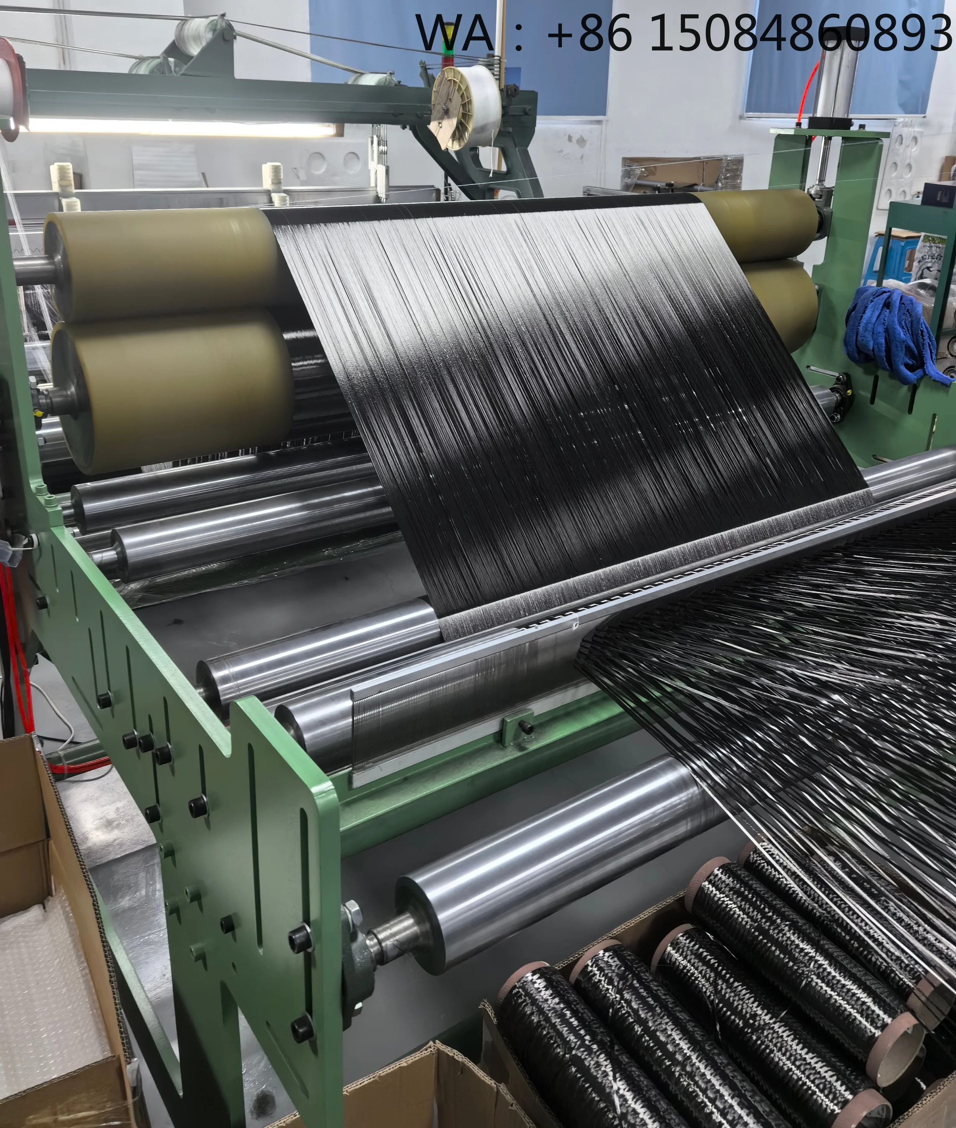 200g/m2 3K plain carbon fiber fabric, aerospace grade with epoxy surface, support bending and welding processing service