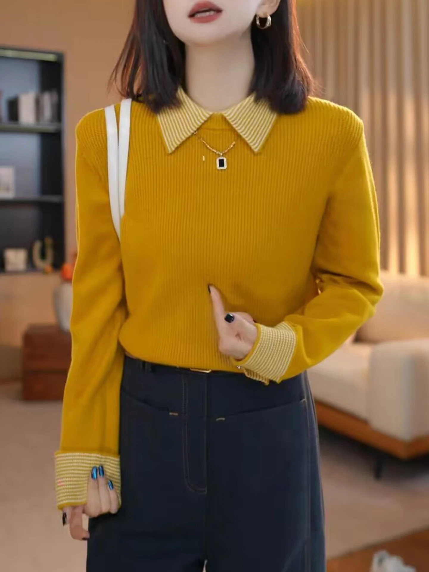 Blusa de Tricô Versátil com Gola  Confortável de Manga Longa Casual de Inverno em Camere para Mulheres Moda Estilo Coreano