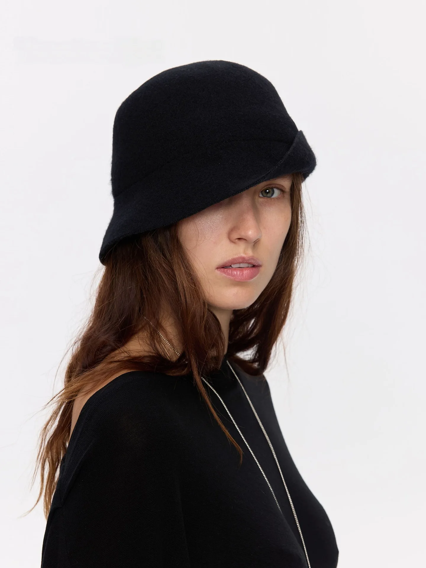 Adults Ladies Retro Solid Color Hat 100% Wool Cloche Short Brim Soft Warm Casual Travel Headwear Outdoor Women Travel Fashion