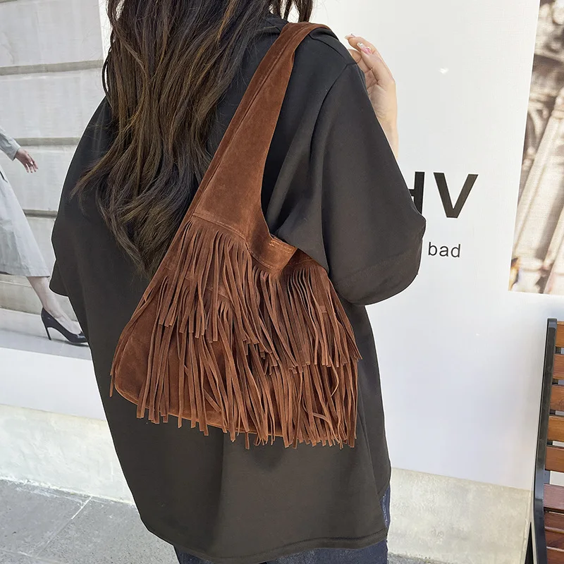

Suede Tassel High Quality Faux Shoulder Bags Fashion Large Capacity Sense of Luxury Popularity Women's Tote Bags Casual New