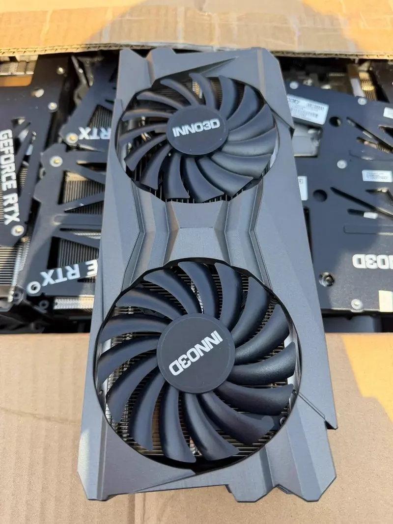 

Оригинальный радиатор-кулер для видеокарты INNO3D RTX3060 TWIN X2 OC