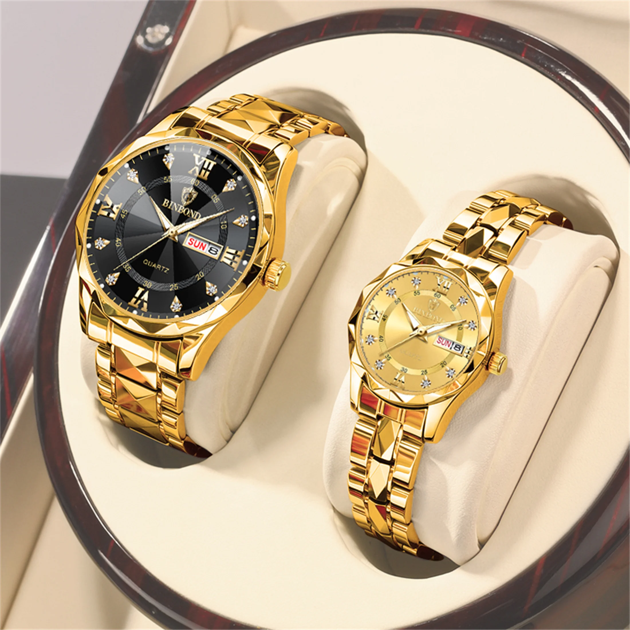 Luxo Golden Stainless Steel Couple Watch, Lovers Quartz Relógios de pulso para mulheres e homens, autêntico relógio de pulso analógico 2521, 2pcs por conjunto