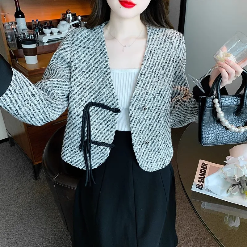 Coarse Tweed Fragrant Jacket Trend New Buckle AutumnWinter 2023 Female Jackets  Elegant Chaquetas image 5