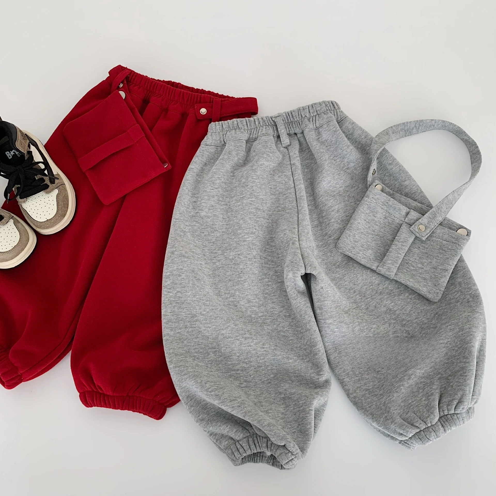 2025 Winter New Children's Sports Sanitary Pants with Velvet and Loose Leggings for Boys and Girls