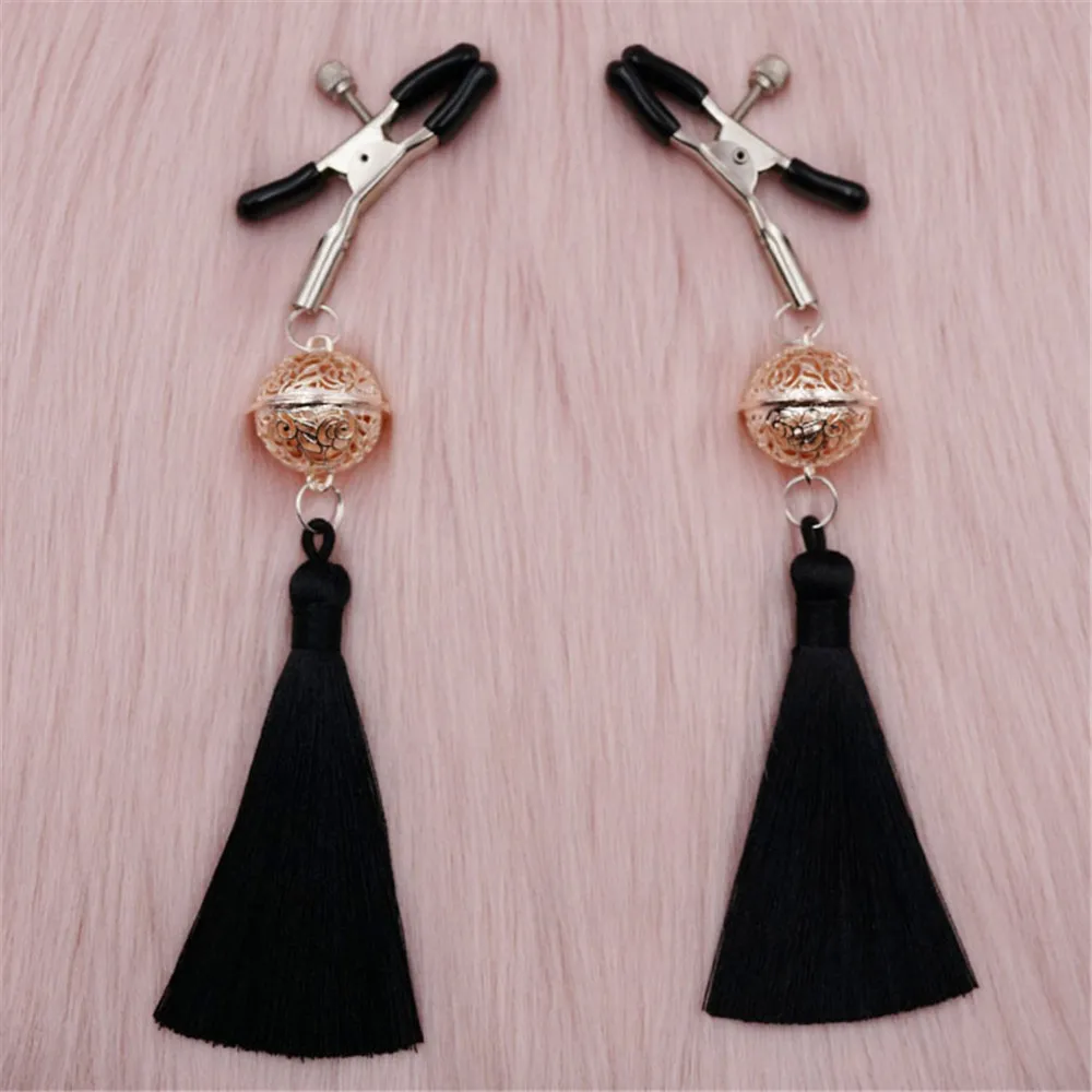 1 Pair Metal Bells Nipple Clamps With Tassel SM Nipple Ring Flirting Teasing Slave Bdsm Girl Exotic Access Breast Enlargement 3