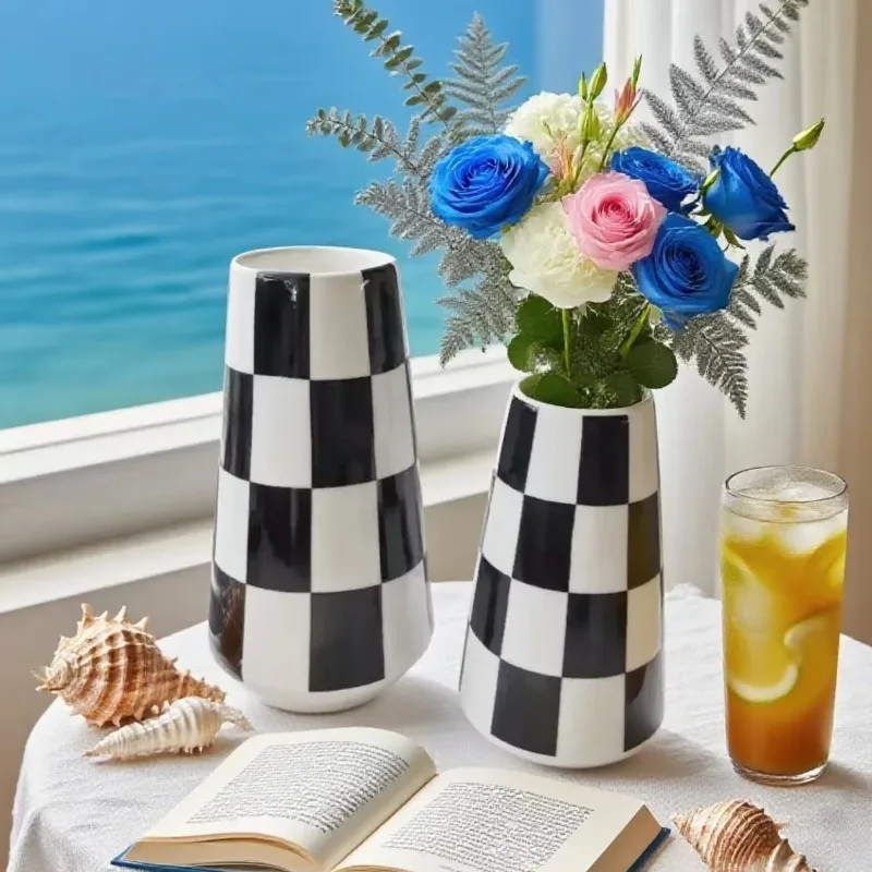 Modern Style Black and White Checkered Ceramic Vase, Home Bedroom, Living Room, Dining Table Decoration Flower Pot