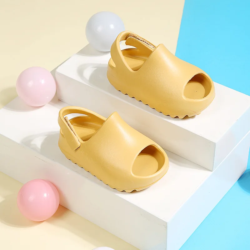 Sandalias impermeables para bebés y niños pequeños, chanclas informales de suela suave, suela gruesa de EVA, para interiores, novedad de verano