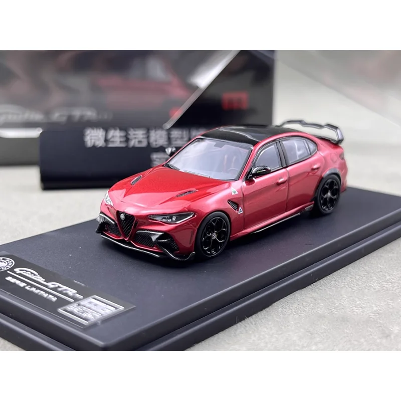 MOTOR GALLERY Diecast 1:64 Alfa GTAM Modello di auto in lega Display statico da collezione Decorazione regalo per le vacanze del ragazzo