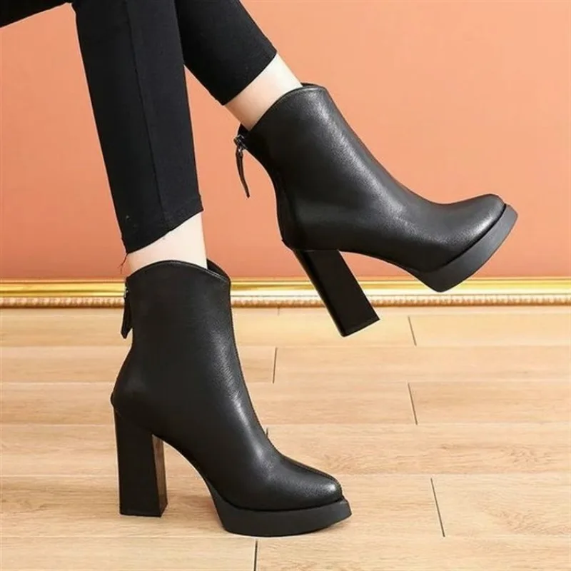 

Woman Shoe 2026 New in Fashion Platform Boots Ladies High Quality Luxury Women Leather Boots Super High Heels Boots Women