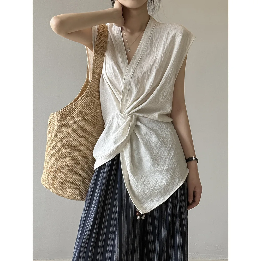 

V-neck knot sleeveless vest shirt for women's summer high-end slim fit and slimming linen blouse top