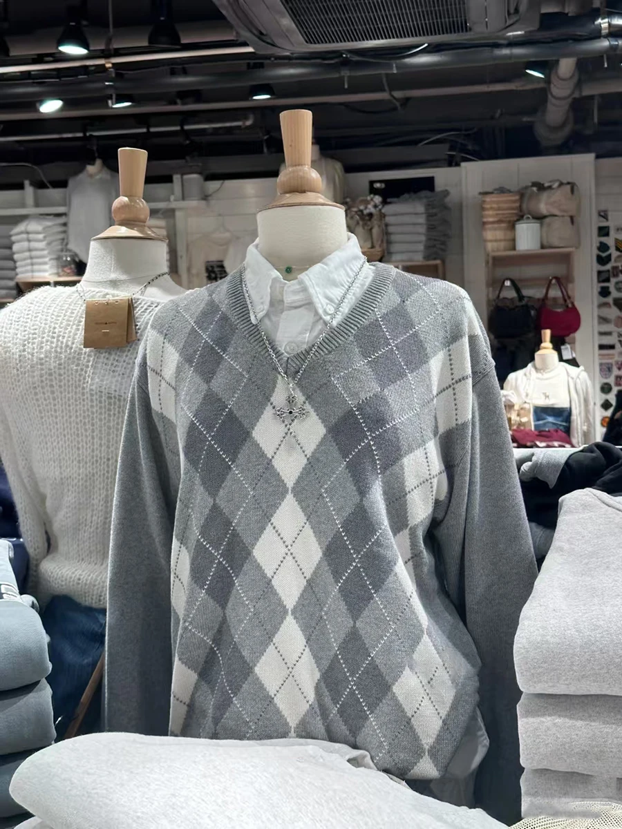 

Новый серый вязаный свитер Argyle, женский осенний хлопковый свитер с v-образным вырезом, теплые свитера с длинными рукавами, американский винтажный пуловер в консервативном стиле, топы