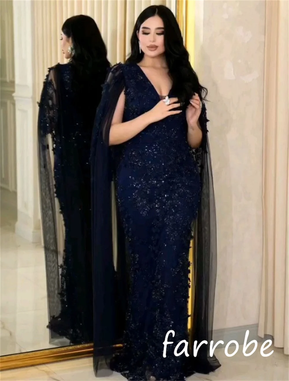 Aangepaste moderne stijl netto lovertjes plooi trompet V-hals lange jurken op maat gemaakte gelegenheid van hoge kwaliteit