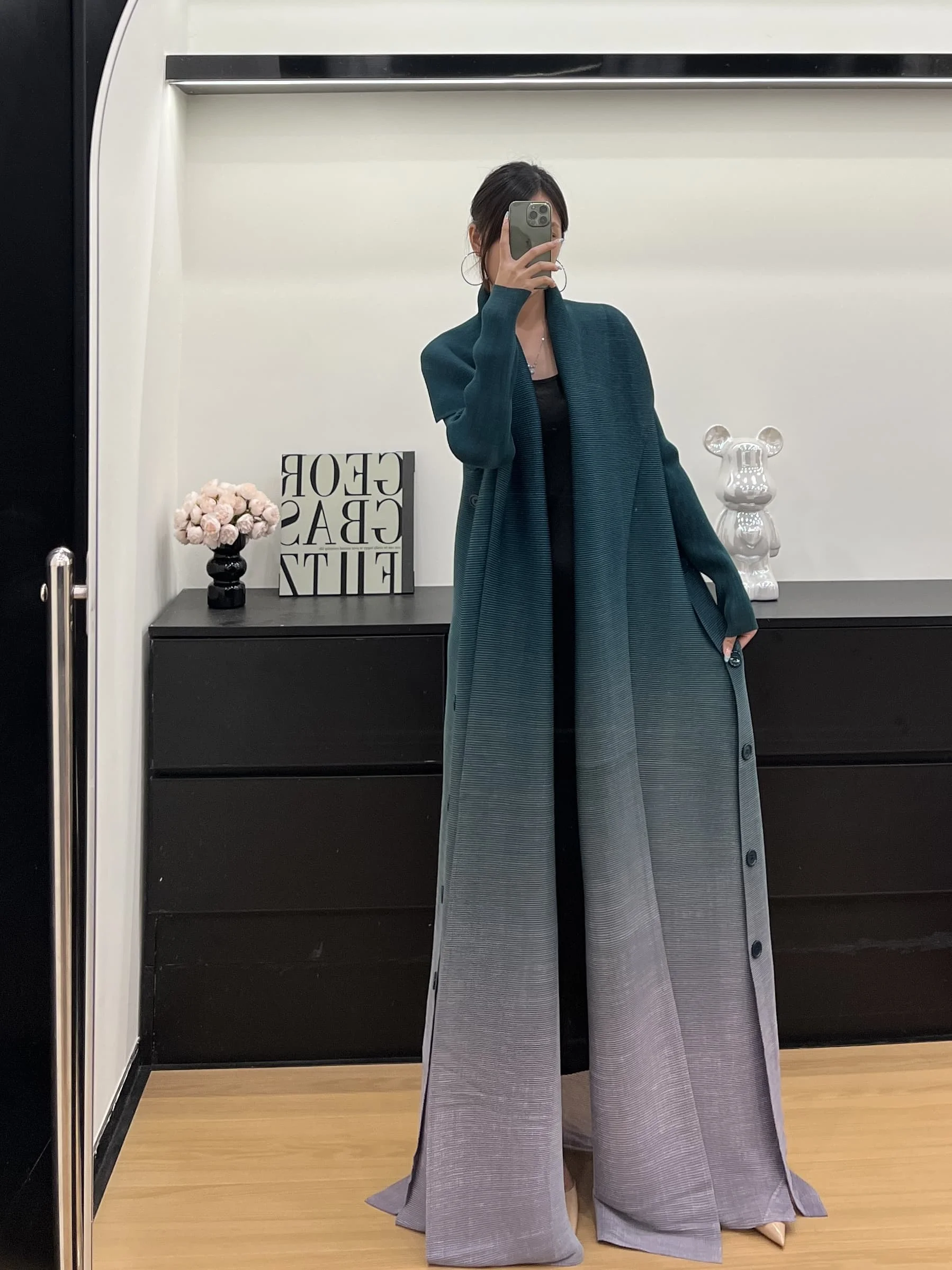 

Miyake плиссированная куртка с градиентом, весна 2024, новый повседневный удобный кардиган с длинными рукавами, халат