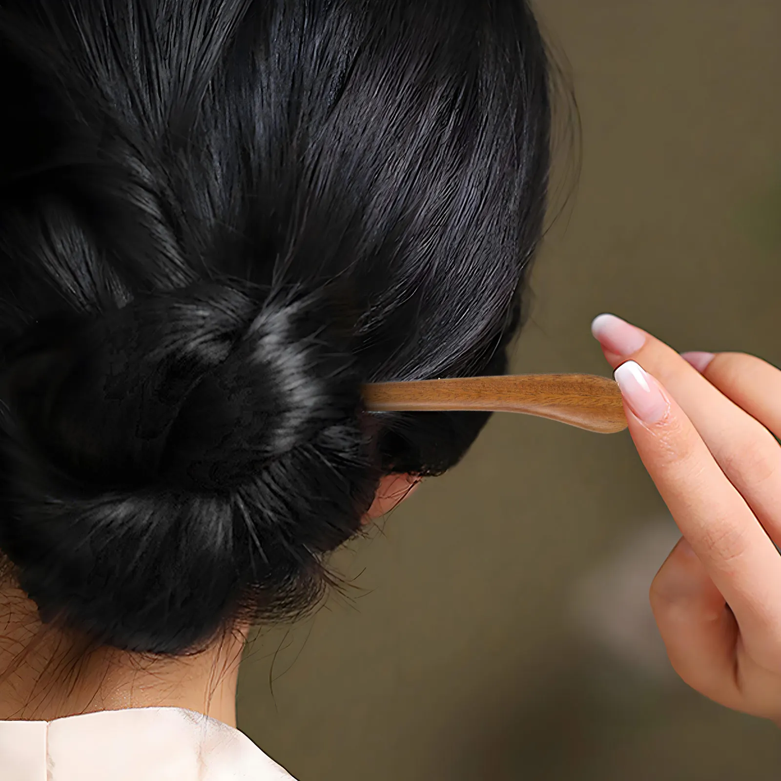 

2pcs Vintage Hairpin Retro Wooden Chopsticks For Women Decorative Hair Stick Fashion Hair Styling Tool Party Wedding Accessory