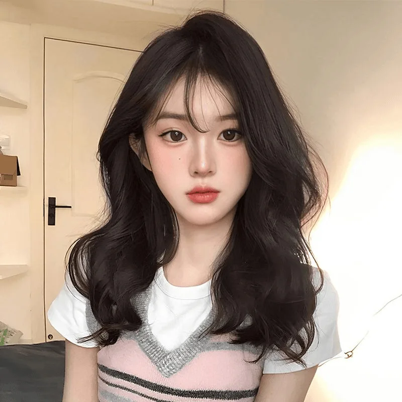 

Женский парик: крупные волны, ленивые локоны, слегка вьющиеся волосы средней длины, омолаживающий эффект, натуральный синтетический материал, полный парик на всю голову