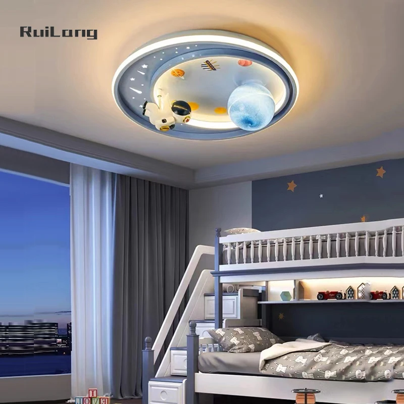 Imagem -02 - Moderno Astronauta Led Luz de Teto para Quarto de Crianças Lâmpada do Quarto do Bebê Meninos Desenhos Animados Decoração Bonito Lua Espacial Planeta Candelabro