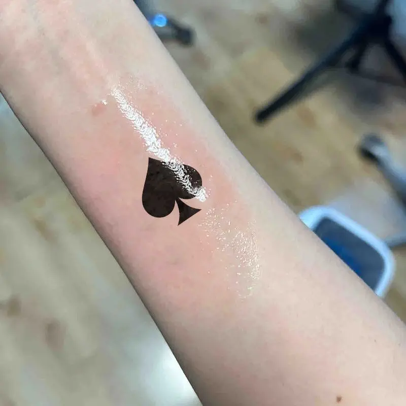 

Dark Spade Poker Herbal Tattoo Sticker Waterproof Long-lasting Semi-permanent Fake Tattoo Cool Trendy Wrist Decal For Men Women