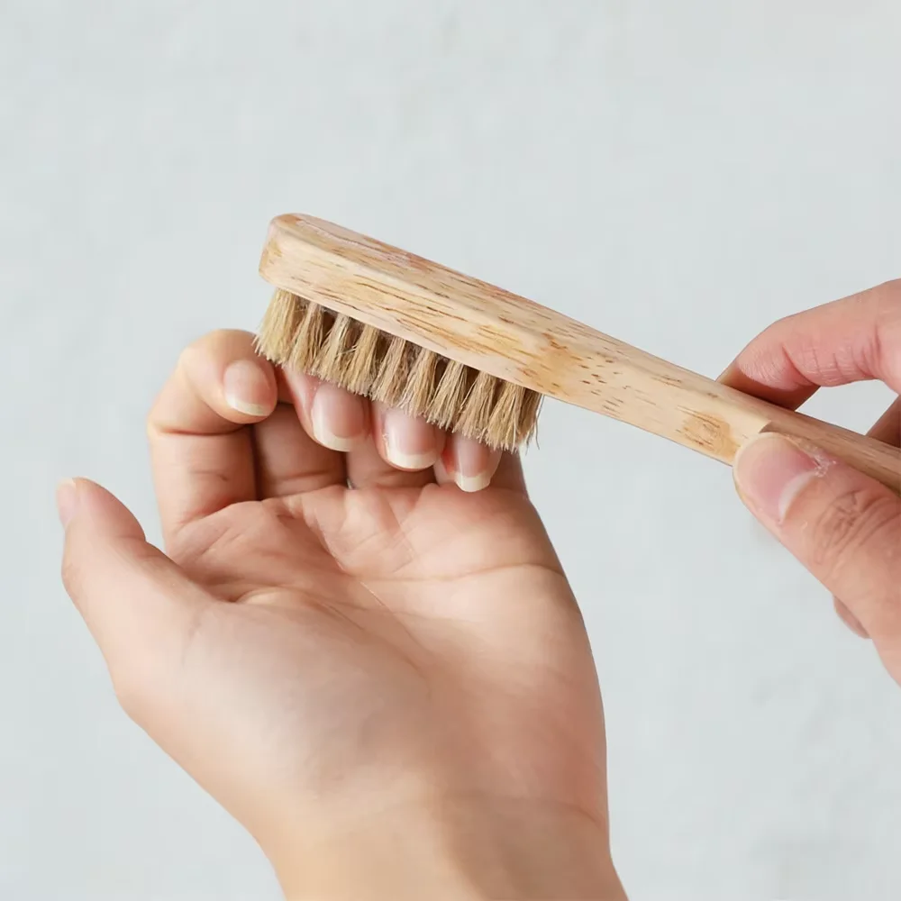 1/3 Stück Kleine Massivholz-Nagelbürste mit Langem Griff und Wildschweinborsten - Natürliches Tragbares Handpflege-Werkzeug zur Reinigung von Nagelzwischenräumen – Detail 1