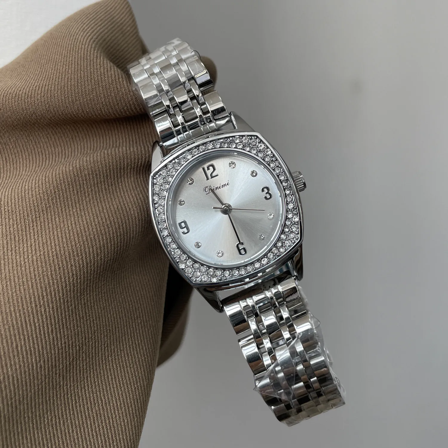 Reloj elegante para mujer, diseño de alta gama, nuevo modelo 2026, reloj de pulsera de marca, lujoso y elegante para mujer, perfecto como regalo.