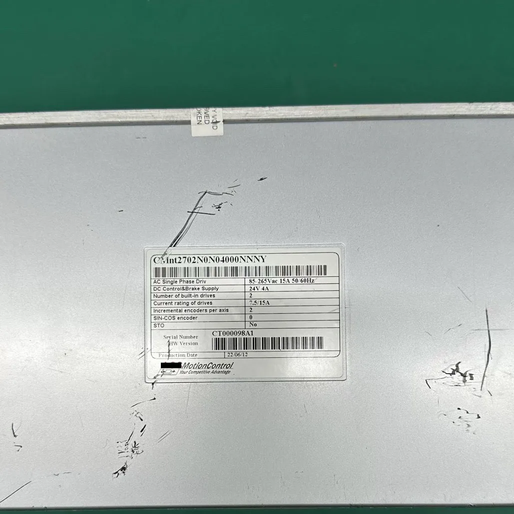 Controlador CMnt2702N0N04000NNNY