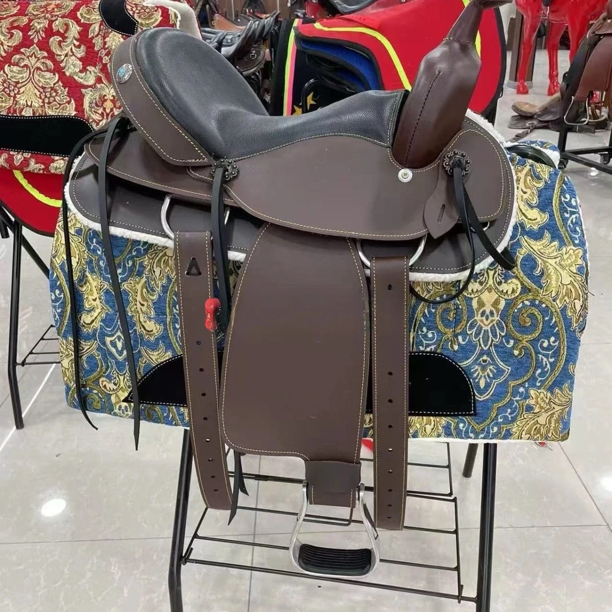 Western pommel saddle, big horse western saddle, full set of riding equipment accessories