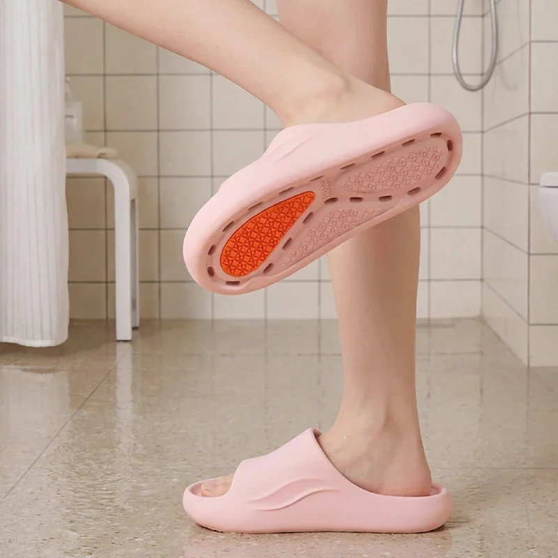 Women's Bathroom Bathing Slippers 2026 New Summer Indoor Home Eva Slippers Woman Anti-Slip Quick-Drying Couple Shower Shoes 45