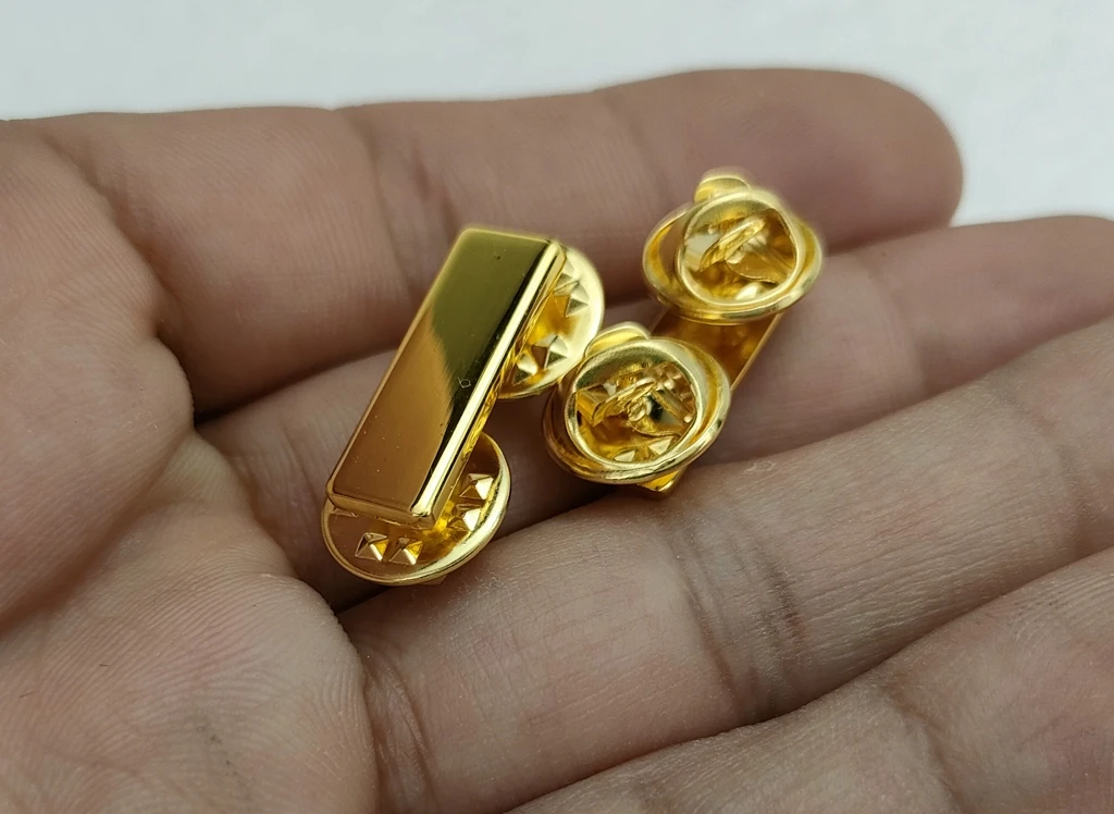 زوج صغير من الجيش الأمريكي ضابط ملازم ثاني رتبة التلبيب شارة شارة إعادة تمثيل العسكرية