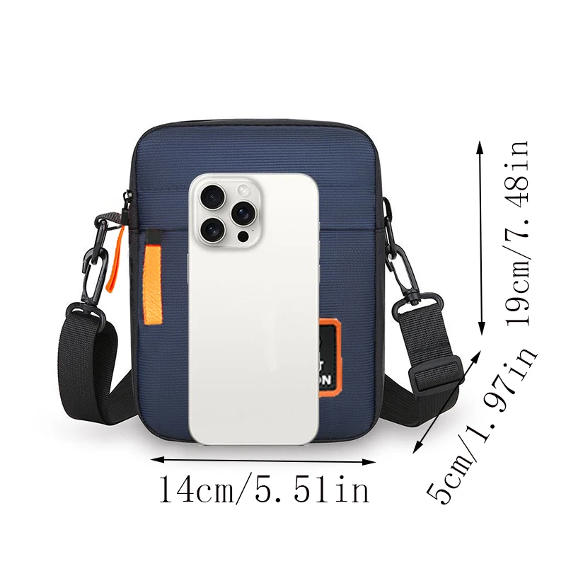 الحقيبة ذات الألوان المحايدة ذات التصميم المألوف والبسيط هي خيار ممتاز للحمل عبر الجسم أو كهدية. #3