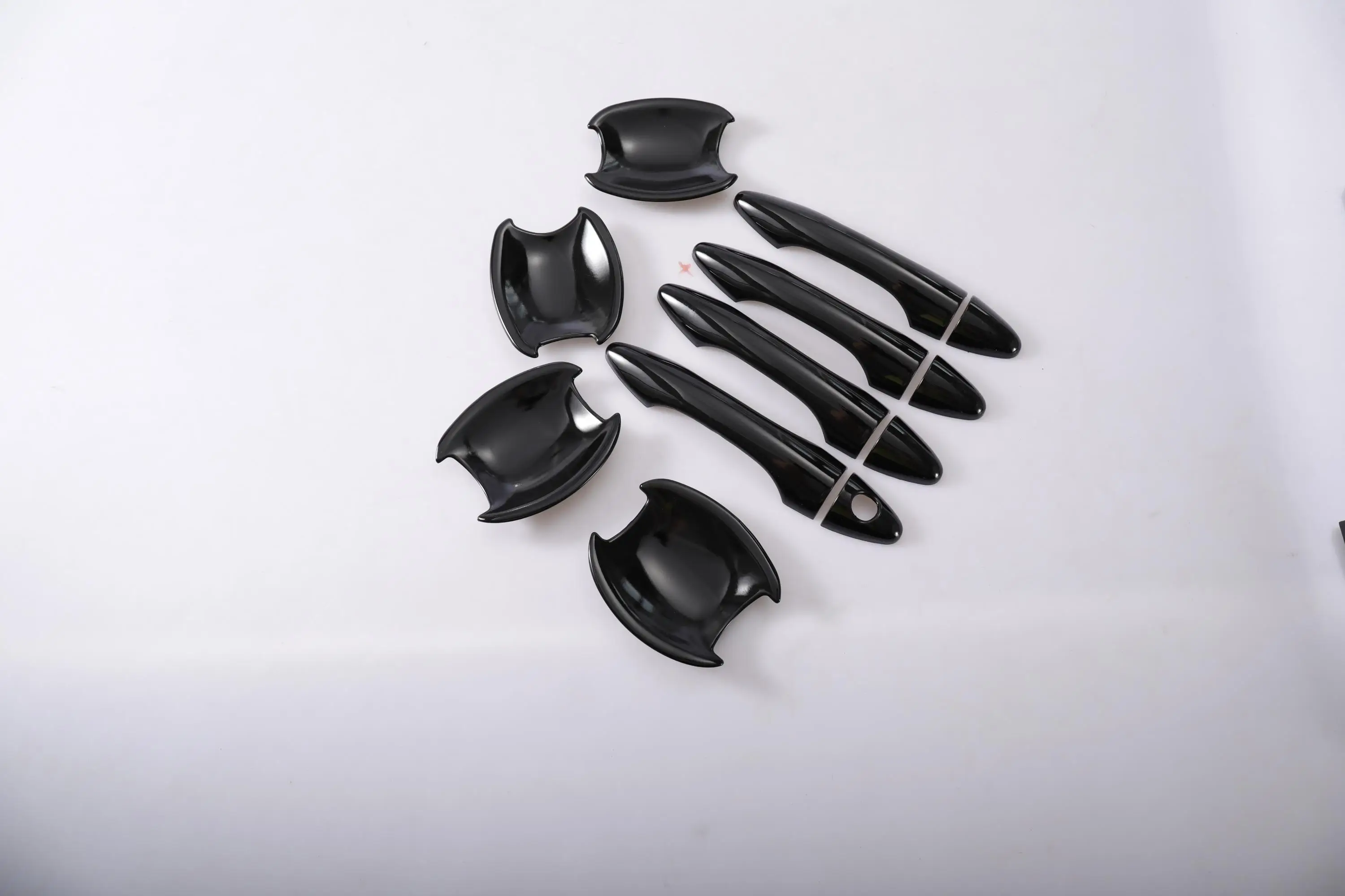 For Hyundai IX35 2009 2010 2011 2012 2013 2014 2015 piano black ABS Car Door Handle Catch Trim Cover Car-Styling