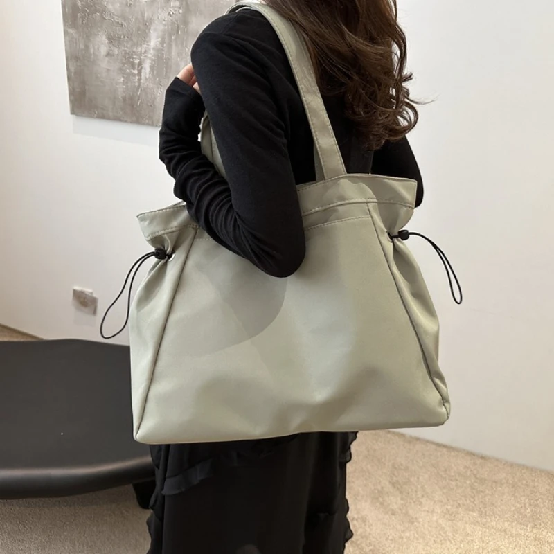Canvas-Nylon-Tragetasche mit Kordelzug, große Kapazität, Handtasche, Alltagstasche, lässige Handtaschen, Umhängetaschen für Frauen, Arbeit, Pendeln – Detail 3