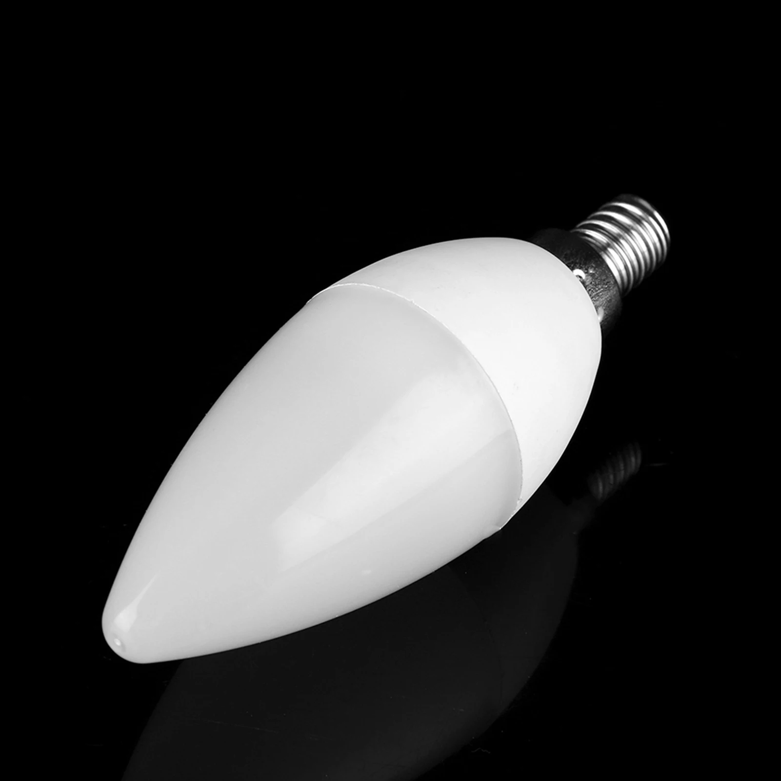 

3W Multi Color Changing LED Candle AC85-265V with Remote Control E12 Base RGB and Warm White LED Color 11x3.8cm Size