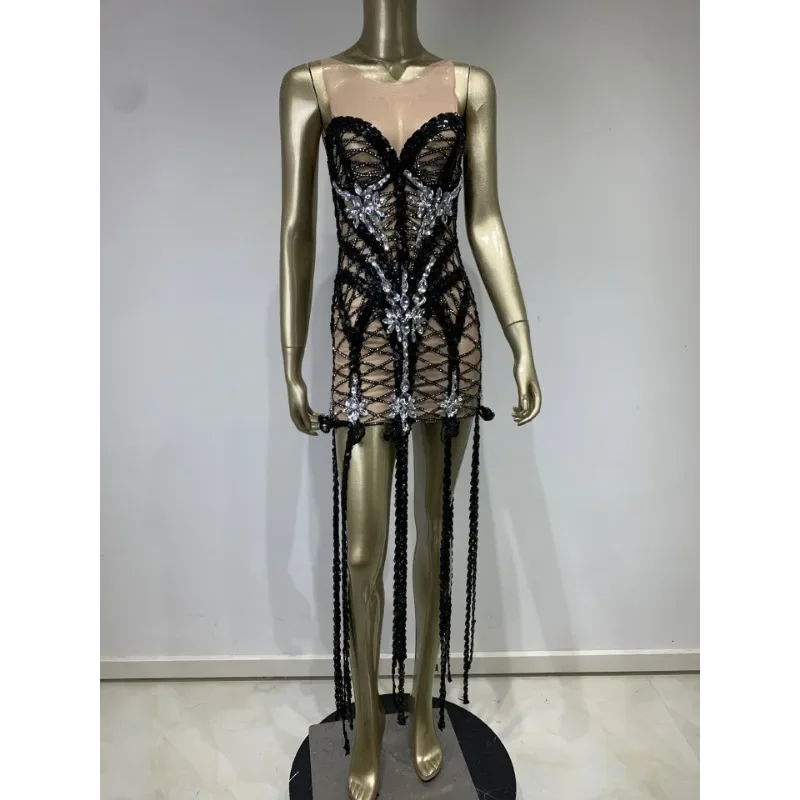 Luxus Funkelnde Diamant Dame Sexy Mini Kleid Lange Quaste Ärmellose Prom Abend Party Kleid Leistung Nachtclub Bühne Kostüme