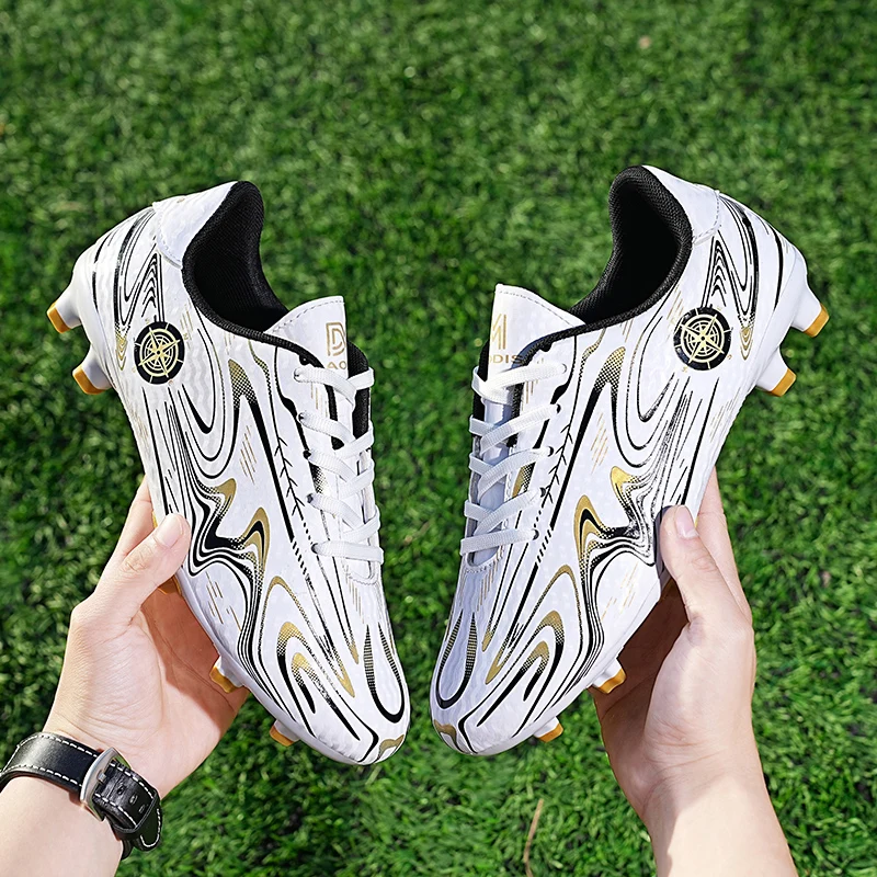 Outdoor Men Soccer Shoes Comfortable Football Boots Non-Slip Training Professional Original Superfly Ultralight FG/TF Sports