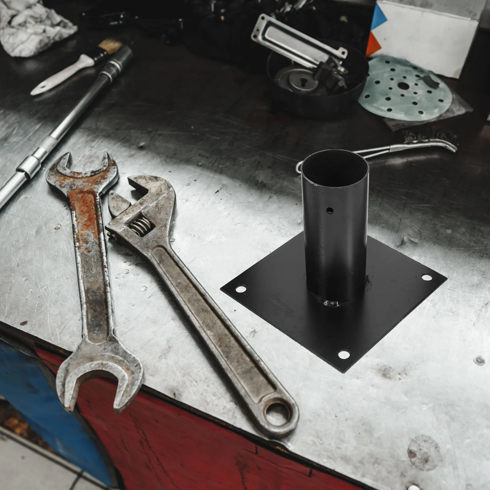 

1Set Fixed Iron Fence Post Base Bracket Heavy Duty Metal Ground Spike Anchor for Wood Post Support Deck Mailbox Fence Fixing