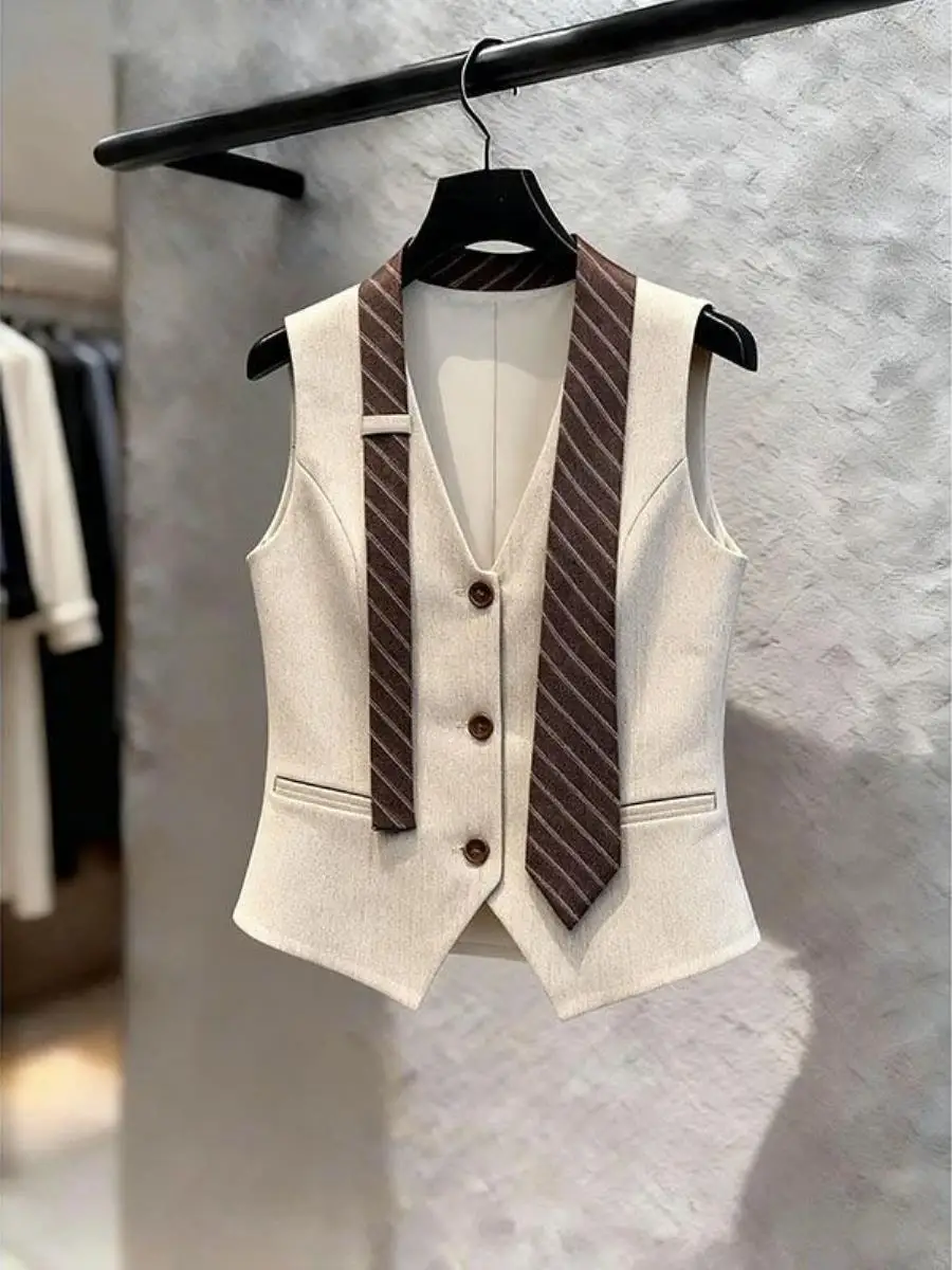 colete-feminino-estilo-academico-retro-com-decoracao-de-gravata-listrada-decote-v-slim-sem-bolso-lenco-de-bolso-nova-cheg