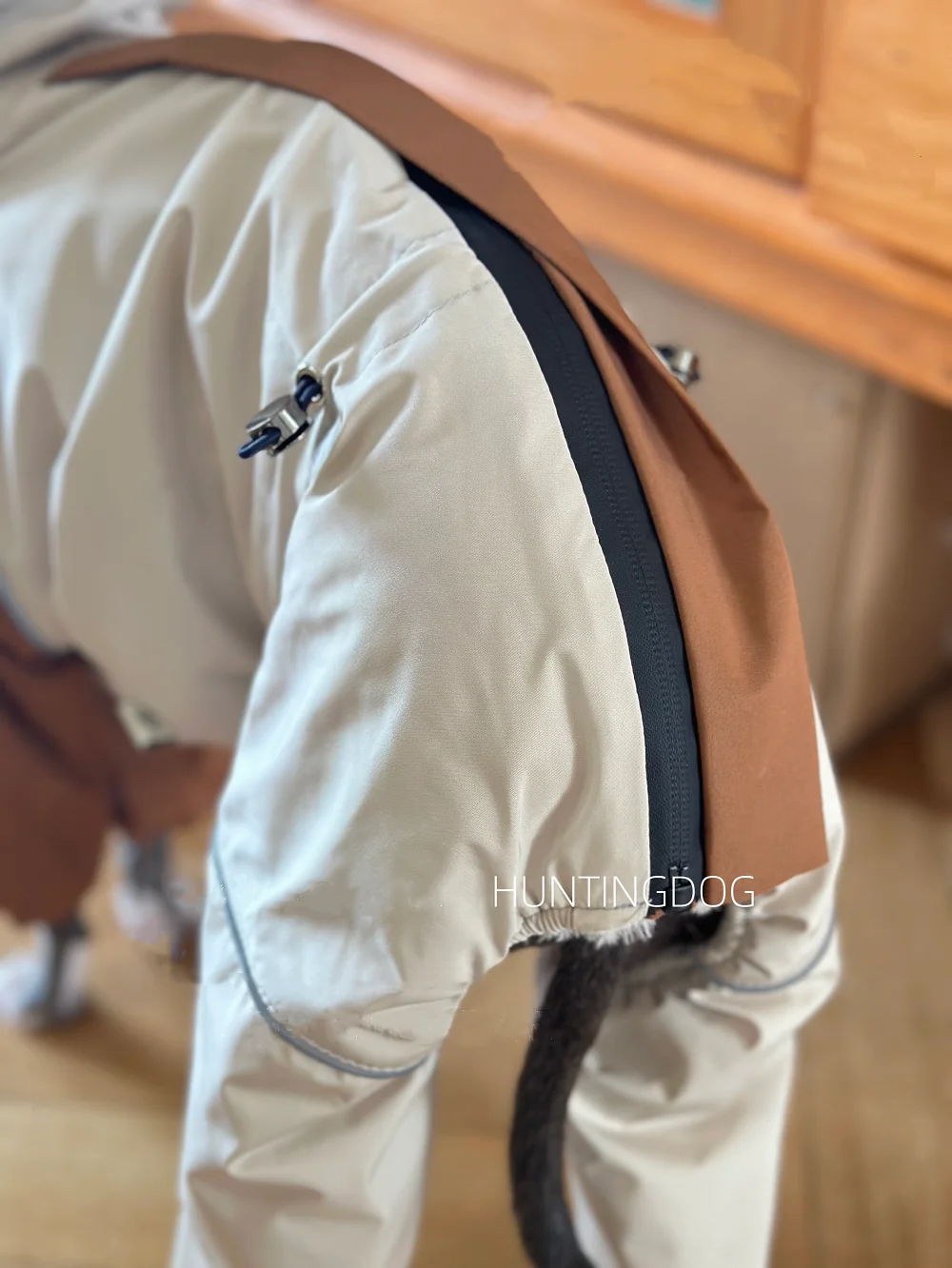 Hundekleidung im Winter, Schnee, Wetter, verdickter Plüsch, 4-beinige Khaki-Jacke, winddichter, wasserdichter, warmer Mantel für Italien, Windhund, Huibit – Detail 9