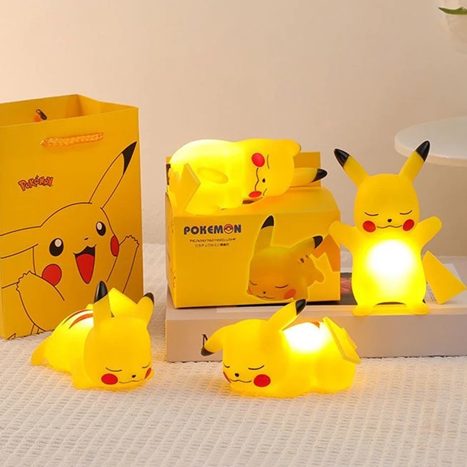 10 sztuk zestaw Pokemon lampka nocna świecące Pikachu Gengar Charizard Psyduck Squirtle śliczne Kawaii miękkie zwierzę lampka nocna prezenty dla